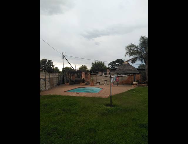 3 BEDROOM FREEHOLD FOR SALE IN ARBORPARK
